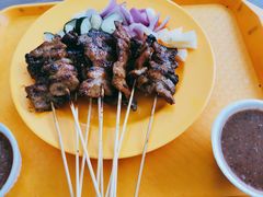 -东海岸人工湖美食村