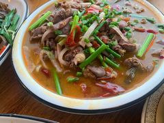 鸡杂绿豆粉-郑件洋芋饭庄