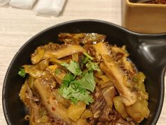 一品酸菜拌卤味-康师傅私房牛肉面(马泉营奥莱店)