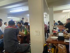 -宝瑞门钉肉饼店