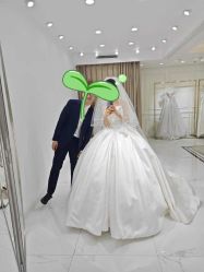 -拉瑞娜LaReine婚纱礼服高级定制