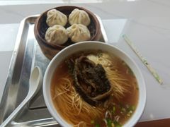 -老西白点心店