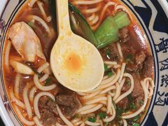-鑫花溪牛肉米粉(东环大润发店)