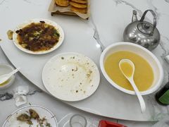 -荷塘月色鱼馆总店(于桥水库劈柴大院店)