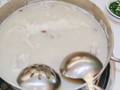 胡椒猪肚鸡-探窝·竹笙椰子鸡(杨箕店)