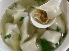-周震馄饨