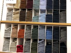 袜子-优衣库(南宁安吉万达广场店)