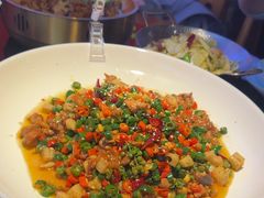 辣椒炒小公鸡-川流不息·地道川菜·小龙虾(新松江路店)