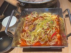 -川堂风·跷脚牛肉·乐山爆炒(宝山日月光店)