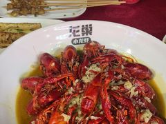 -龙巢盱眙龙虾·牛蛙·烧烤宵夜(八卦岭店)