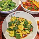 张家界特色三下锅,属实是有些费饭