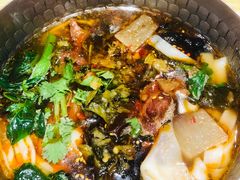 8小时慢炖半筋半肉粉套餐-小满手工粉(上海月星环球港店)