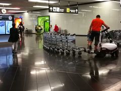 -维也纳国际机场