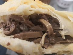 板肠肉火烧-李春秋驴肉火烧总店