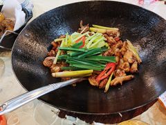 香茅炒鸽锅-一煲鸽