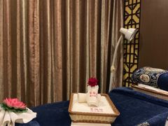 -莱仪堂艾灸经络养生馆(九亭一店)