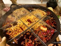 -白乐天毛肚火锅馆(解放碑店)