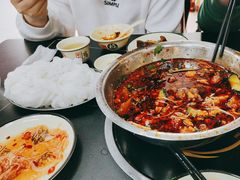 -周良天山牛杂城(天山路总店)