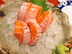 三文鱼背刺身-小山日本料理(兴业太古汇店)