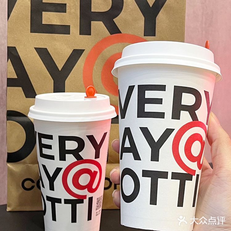 热乎乎的咖啡☕冬天喝起来暖心又暖胃‼️