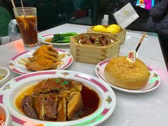 玫瑰豉油鸡（例）-东鑫记港式茶餐厅(南京东路店)