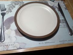 餐具摆设-麦甜创意轻食餐厅(西康路店)