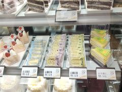 -皇冠幸福里动物奶油生日蛋糕(万达店)