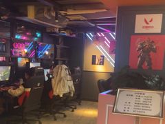 -小魔虎电竞馆·二进制店