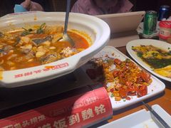 -魏铭鱼头捞饭(晋阳路店)