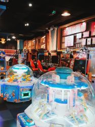 -卡通尼乐园(绿地缤纷城店)