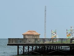 -北戴河碧螺塔海上酒吧公园