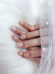 -Pink You美甲洗眉纹绣定制中心