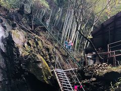 -藏龙百瀑风景区