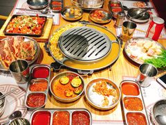 -青瓦炭韩潮烤肉(花园道店)