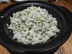 咸菜肉炒饭-金枝玉叶上海人家食府(三里河店)