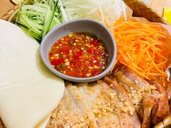 炭烧猪颈肉卷卷拼盘-迷你椰·泰式大排档(共康店)