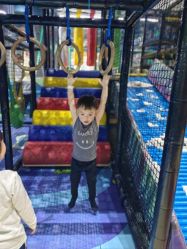 -反弹蹦床公园·亲子乐园·团建·派对(尚品奥莱店)