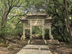 -灵岩山风景区