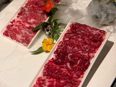 -左庭右院鲜牛肉火锅黑金店(陆家嘴中心店)