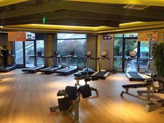 -贝菲特游泳健身(徐泾店)