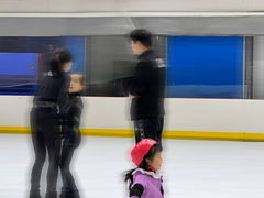 -冠军冰场CHAMPION RINK(环球银泰城店)