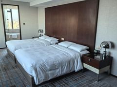 -上海龙之梦万丽酒店