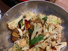 -有红鸡毛店·川菜(建设路店)