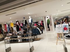 -优衣库(武汉国际广场店)