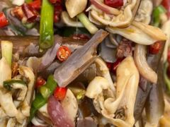 -四川小胡子海鲜(丁村万人海鲜广场店)