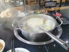-四点金潮汕鲜牛肉火锅(金猴名居店)