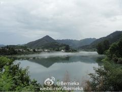 窗外的湖景-桃花姐假日酒店·桃花潭土菜馆
