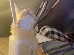 -Let'sBURGERplus·非常创意汉堡(三里屯店)