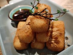 黄金时代炸鲜奶-蜜桃餐厅·伴山(湖滨商业街店)