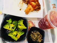 -东方既白(上海浦东国际机场)